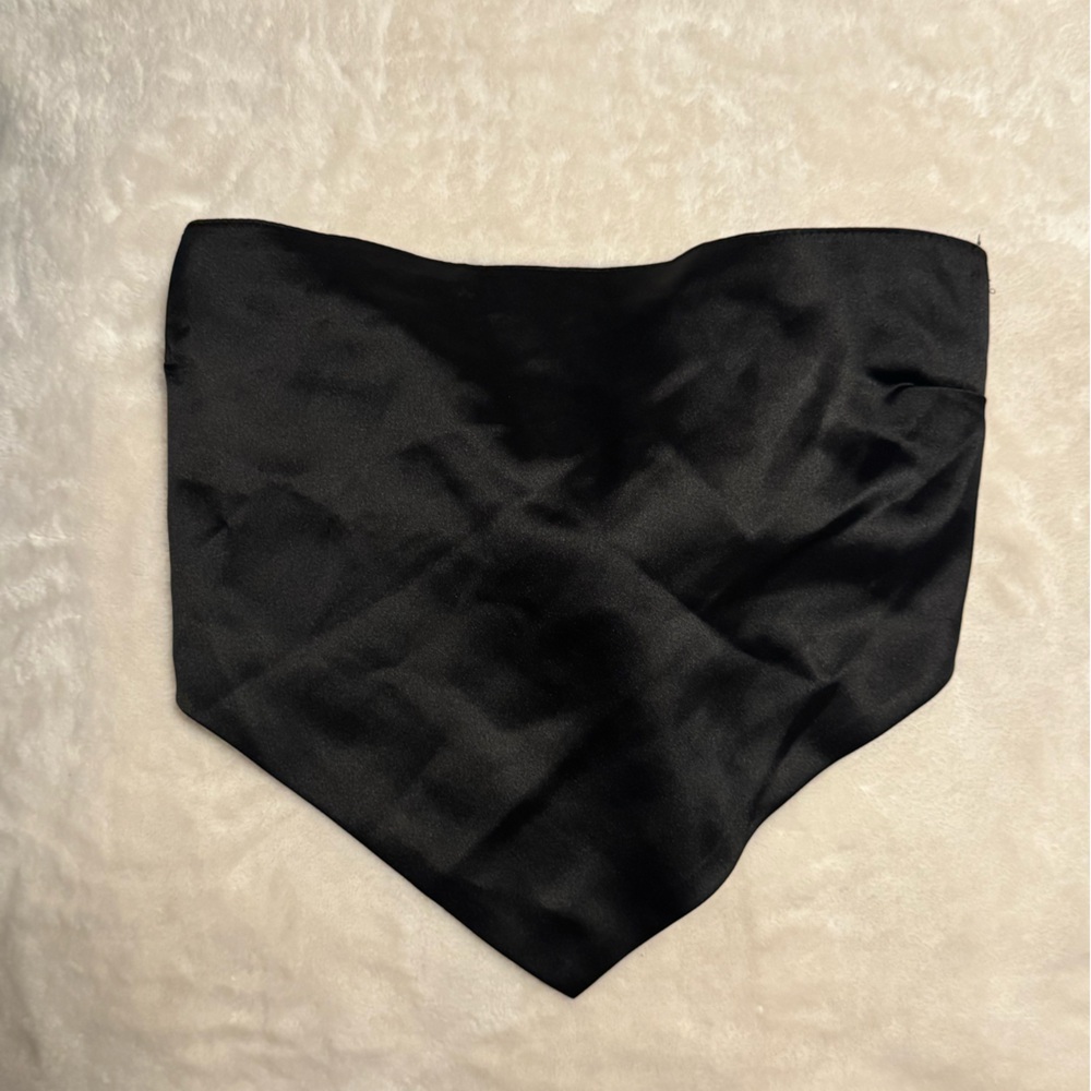 Forever 21 Black Satin Accessory